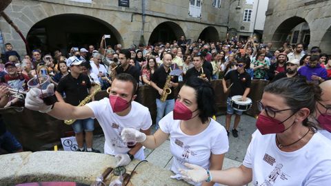 De la fuente de San Vicente volvió a manar vino