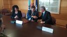 El rector de la UDC, Julio Abalde, y el presidente de Olidís, Juan Manuel Luque, en la firma del acuerdo