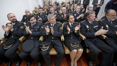 Entrega de medallas en la Polica Nacional