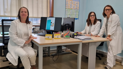 Silvia Vázquez, Cristina Varga y Úrsula Nieto, enfermeras del Sergas, de izquierda a derecha.