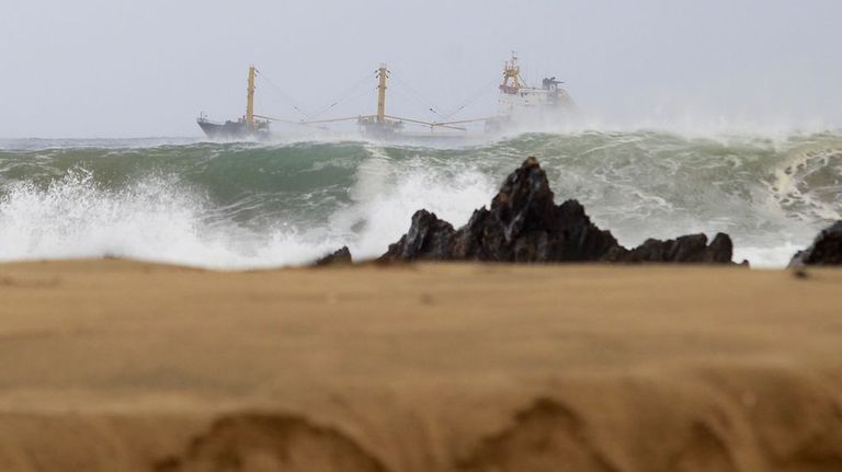 Fuerte oleaje en la costa gallega