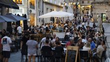 Varios de los chefs apuestan por las calles de alrededor de la plaza de Santa Eufemia, en Ourense, como la mejor zona para salir de tapeo y vinos