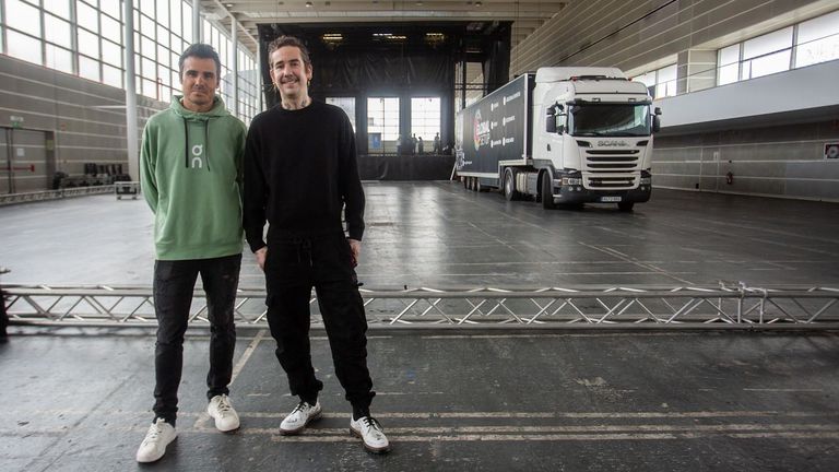 Javier Gómez Noya: «Si pudiéramos traer a los Rolling Stones, los traíamos, pero de momento no nos lo permite el presupuesto»