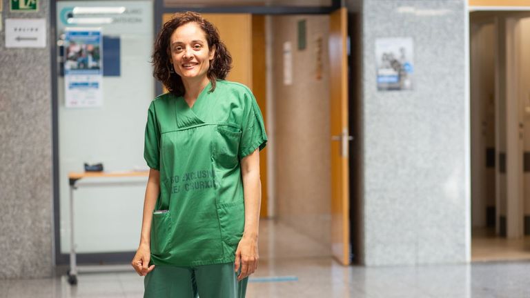 Ana María González Castro, anestesista en Pontevedra: «Hay menos nacimientos, pero las situaciones críticas siguen existiendo»