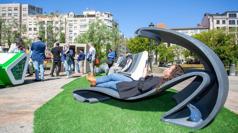 Pontevedra, laboratorio de pruebas del mobiliario urbano del futuro