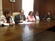 El alcalde, est� ma�ana, junto a los ediles de su grupo municipal
