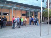Un grupo de extrabajadores est�n concentrados a las puertas del consistorio