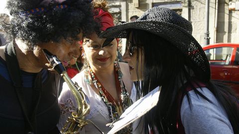 Desfile de carnaval del conservatorio de Ribadavia.En Ribadavia, el desfile de entroido combin disfraces y mucha msica. Estaba protagonizado por los integrantes del conservatorio