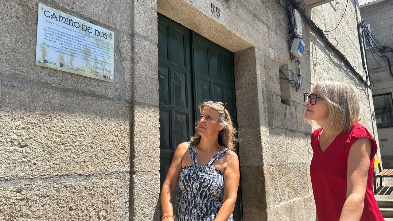 Los oficios tradicionales protagonizan la Festa Etnogr�fica de Lo�o�.La elegancia, el buen ambiente y la gastronom�a definen el Ribadeo Indiano
