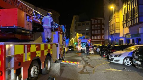 El incendio requiri la movilizacin de varios equipos de los bomberos de Ferrol.