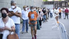 Casi nueve mil personas llamadas a vacunarse contra el covid en Pontevedra y Vilagarca