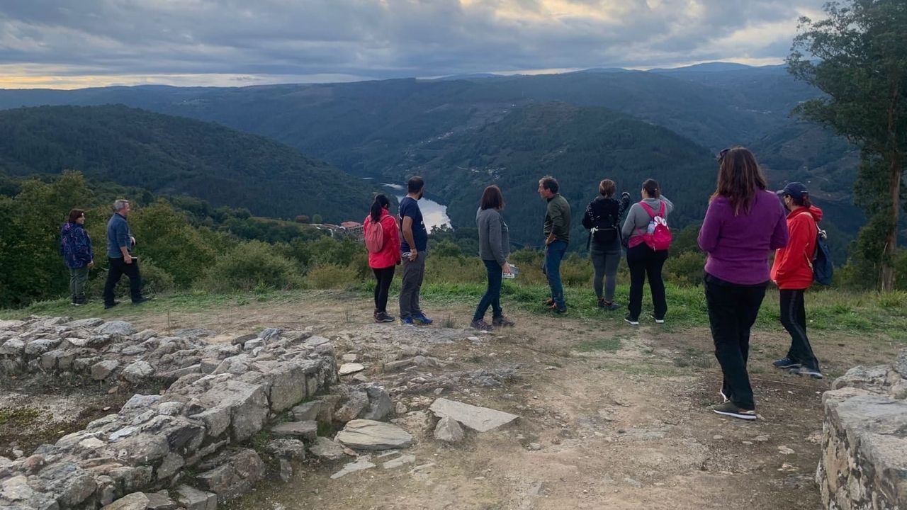 Vista da Ribeira Sacra desde el castro de Arxeriz