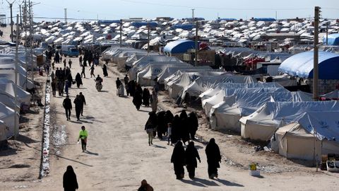 Al menos 11.000 son familiares de yihadistas permanecen en el campamento Al Hol en la provincia siria de Al Hasak