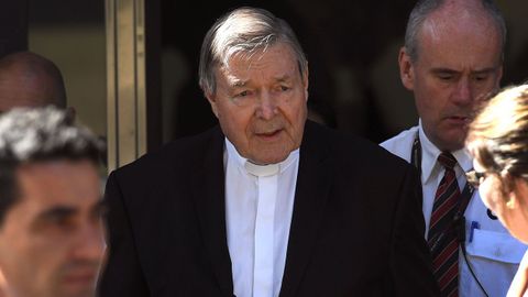 El cardenal George Pell fue apartado temporalmente hace 18 meses