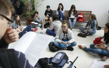 Algunos estudiantes que se enfrentaron en Ourense a las pruebas de selectividad. 