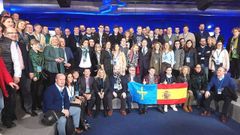 Foto de grupo de los integrantes del PP asturiano presentes en la Convencin Nacional del partido