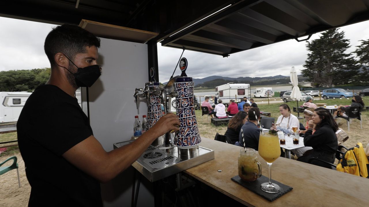 Chiringuitos como Qilla, en Barreiros, fueron todo un xito el verano pasado