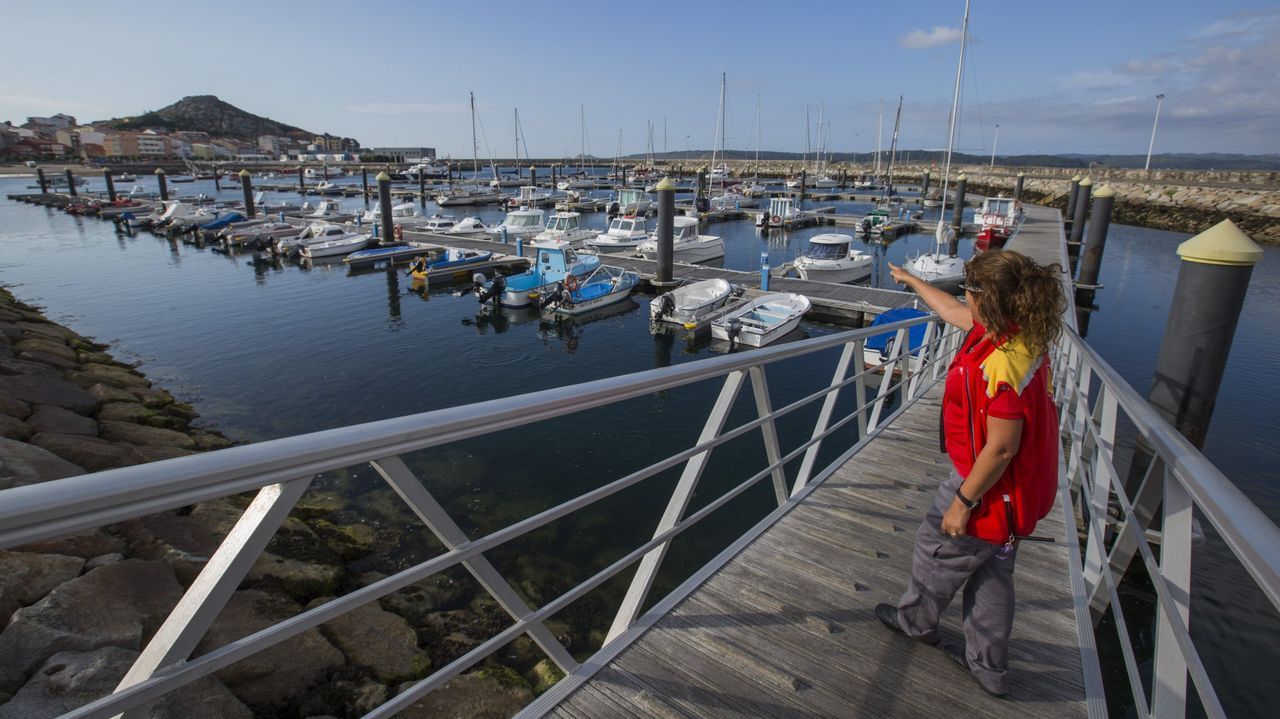 El peor desenlace para la lonja de A Coruña: el pescado a la basura por la huelga de transporte.Faro Vilán, en Camariñas 