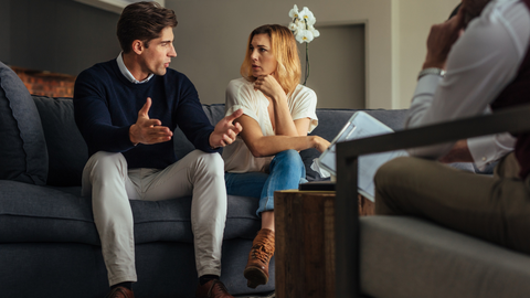 La terapia de pareja es un espacio seguro para hablar de los problemas y encauzar su resolucin.