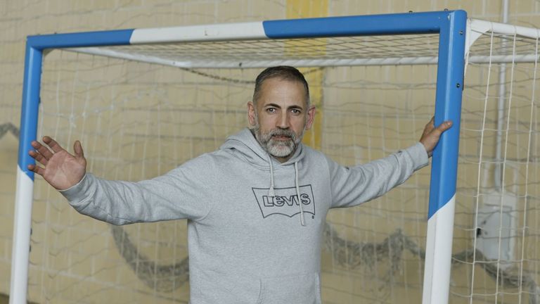 Edu seguirá una temporada más defendiendo la portería del Xove FS en Segunda División B