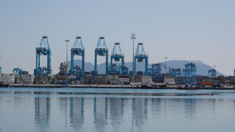Imagen de archivo de la bahía del puerto de Algeciras.