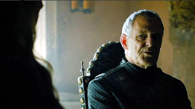 En Que Capitulo Tyrion Mata A Su Padre