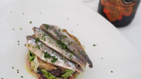 Ensalada con sardina premium ahumada - O Pirixel - Arteixo (A Corua)