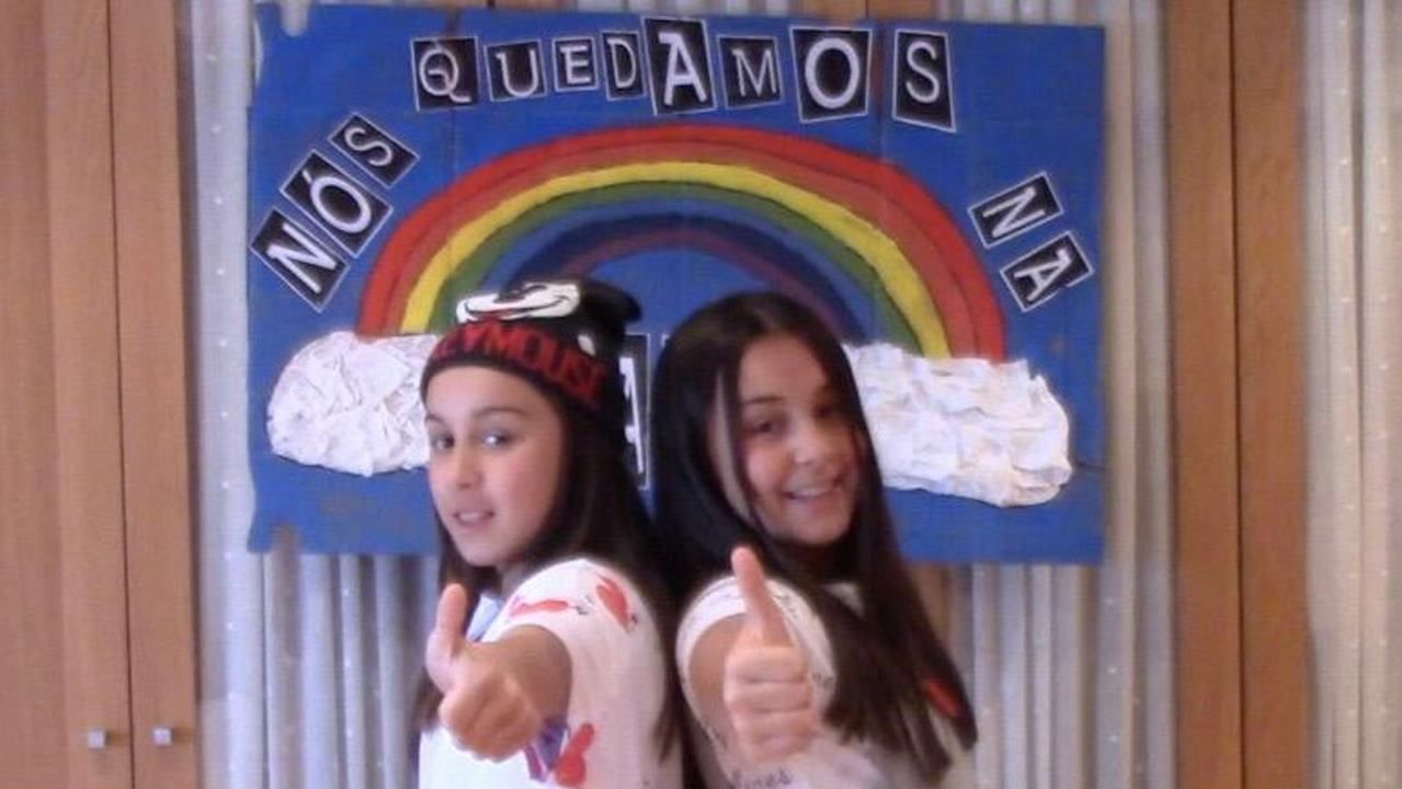 El Camino, como nunca se vio.Noa y La, en el vdeo elaborado junto a sus padres, profesores en Sarria, para animar a confinarse contra el coronavirus