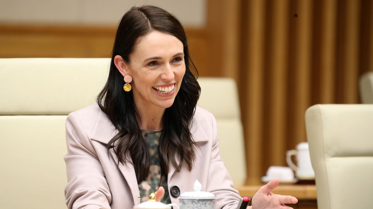 La primera ministra de Nueva Zelanda deja el cargo