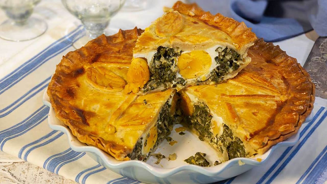 Atraco en una�farmacia de A Coru�a.Presentaci�n del plan estrat�gico para el Xacobeo 2021