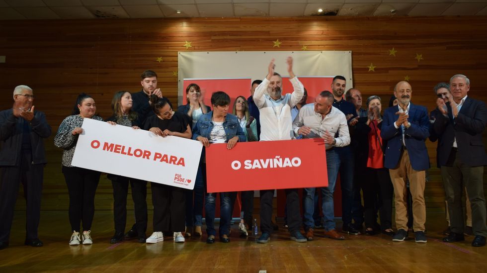 Celeste Rodrguez, en el centro, en la presentacin de la candidatura que lidera