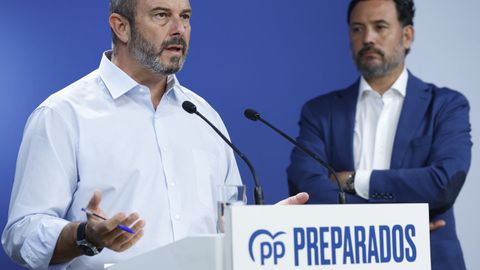 Pedro Rollán y Guillermo Mariscal, hoy en rueda de prensa.