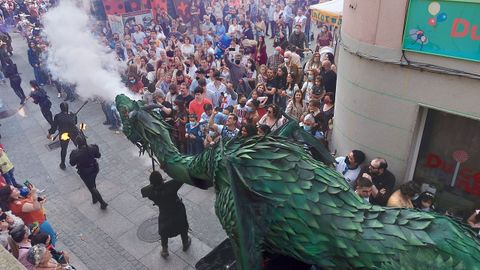 Un espectáculo en la Feira Medieval de Monforte, que atrajo a millares de visitantes