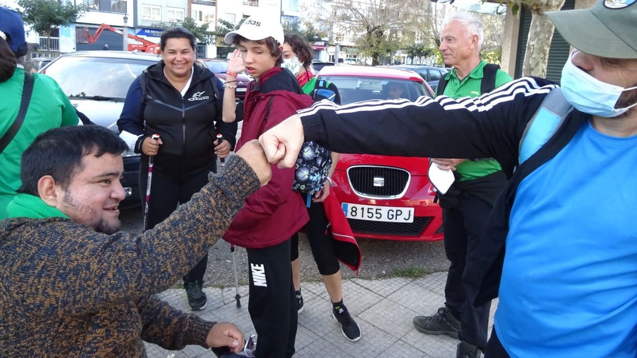 Las imgenes de la jornada por el 25 aniversario de Voz Natura en Lugo.Jenner David Ludea y Sergio Gonzlez completaron el domingo la segunda etapa de su reto del Camino