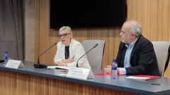 Concepcin Saavedra, a la izquierda