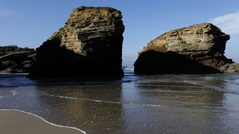 El verdadero nombre de la playa de As Catedrais, en Ribadeo, es Augas Santas