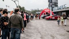 Colas en el acceso a Metr�poli