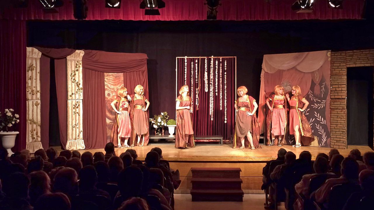 �E ve�a foliada! Esta noite hai ser�n en Seaia, Malpica