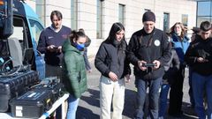 Los estudiantes experimentaron con los drones del servicio de emergencia
