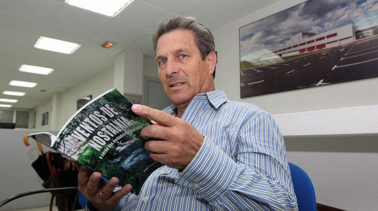 José Raposeiras sucede a Carlos Valle al frente de la Polifónica de Pontevedra