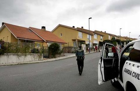 La Guardia Civil intervino en la reciente ocupacin de una casa en la urbanizacin Vallesur. 