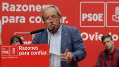 El alcalde de Oviedo, el socialista Wenceslao Lpez, ha anunciado hoy su intencin de optar a la reeleccin en las prximas elecciones municipales por su 'amor a Oviedo y al socialismo'