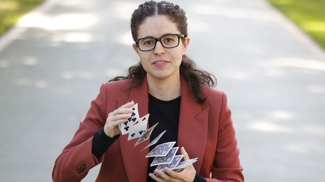 Sara Rodrguez actuar en el festival de magia de Sarria