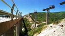 A la izquierda el viaducto de Ruitelán, en el 2001 era de la N-VI y luego de la A-6, y a la derecha la construcción del puente de Samprón