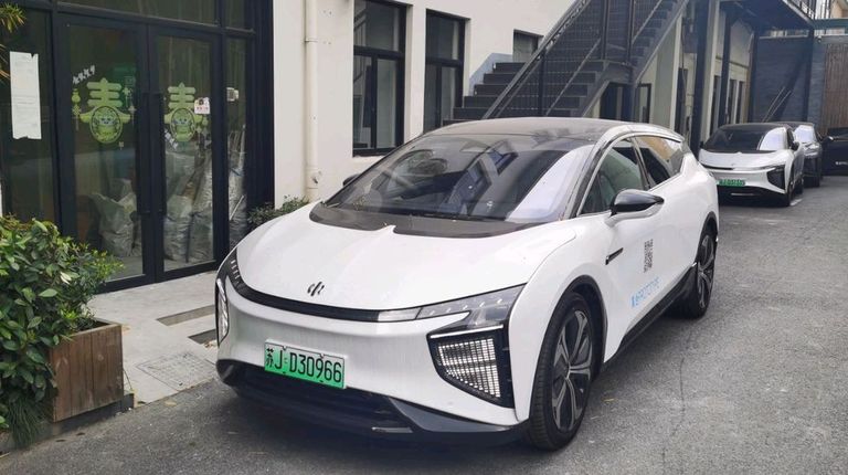 Con 30 concesionarios, China copa ya el 28 % de la venta de eléctricos en Galicia