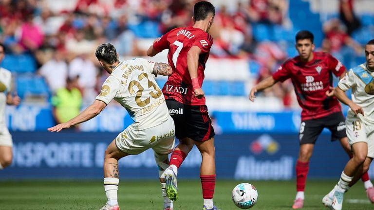 Las mejores fotografías del encuentro entre el Mirandés y el Dépor