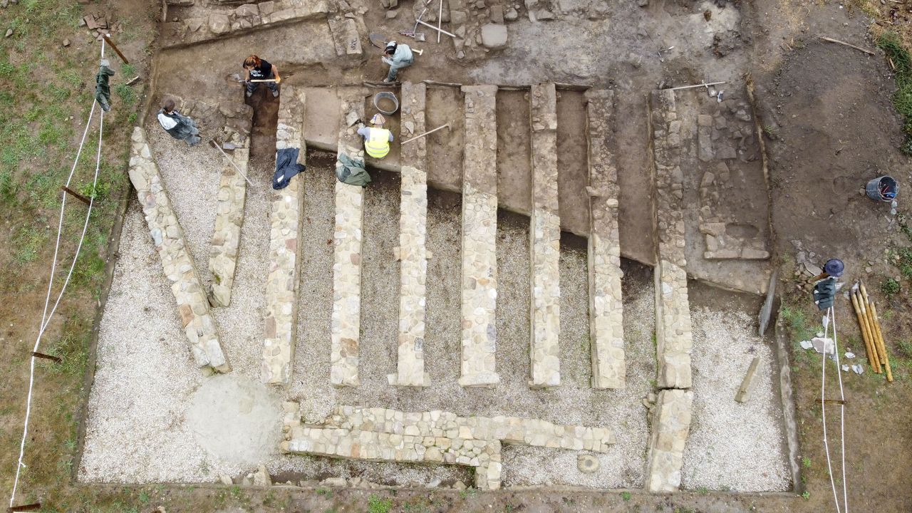 Nueva campaa de excavaciones en elhorreum de Proendos.Mercado da Reserva da Biosfera de Allariz