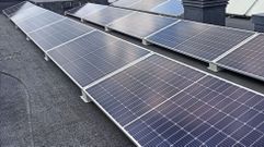 Las placas fotovoltaicas permiten ahorrar en la factura de la luz