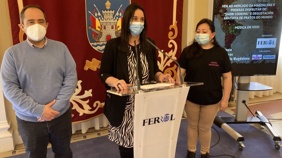 Las imgenes del acto de despedida del buque logstico australiano.La presentacin del proyecto tuvo lugar ayer en el Aula da natureza, cedida por Endesa a la Casa do Mel, en la antigua escombrera