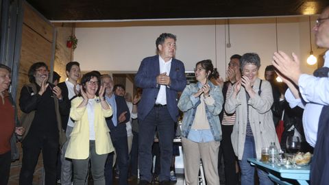 Fernández Lores pierde dos ediles en Pontevedra